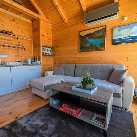 Boljesestre Lake Retreat Golubovci エクステリア 写真