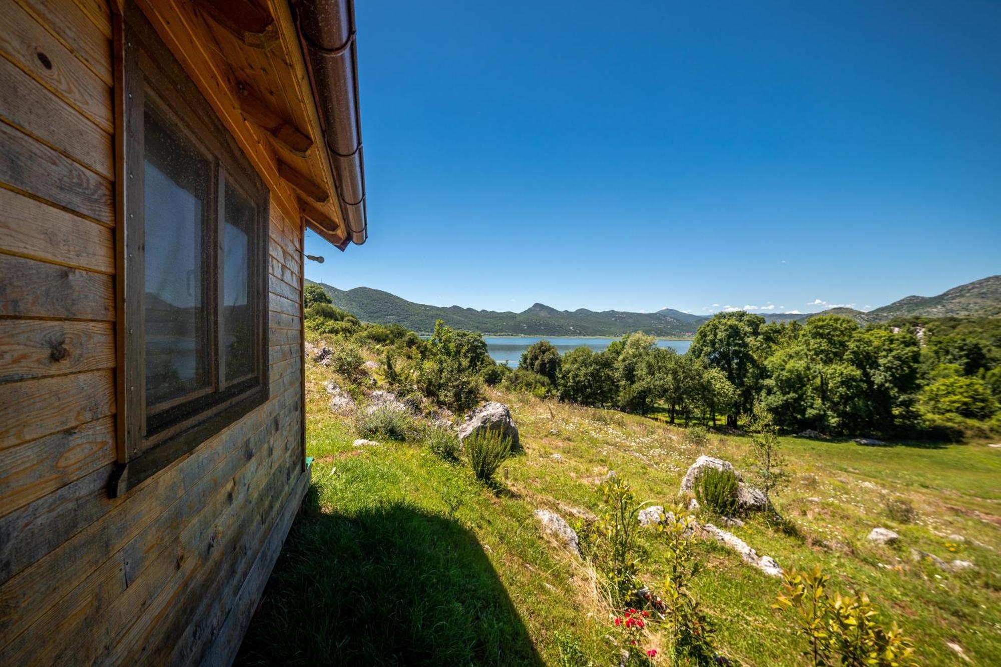 Boljesestre Lake Retreat Golubovci エクステリア 写真