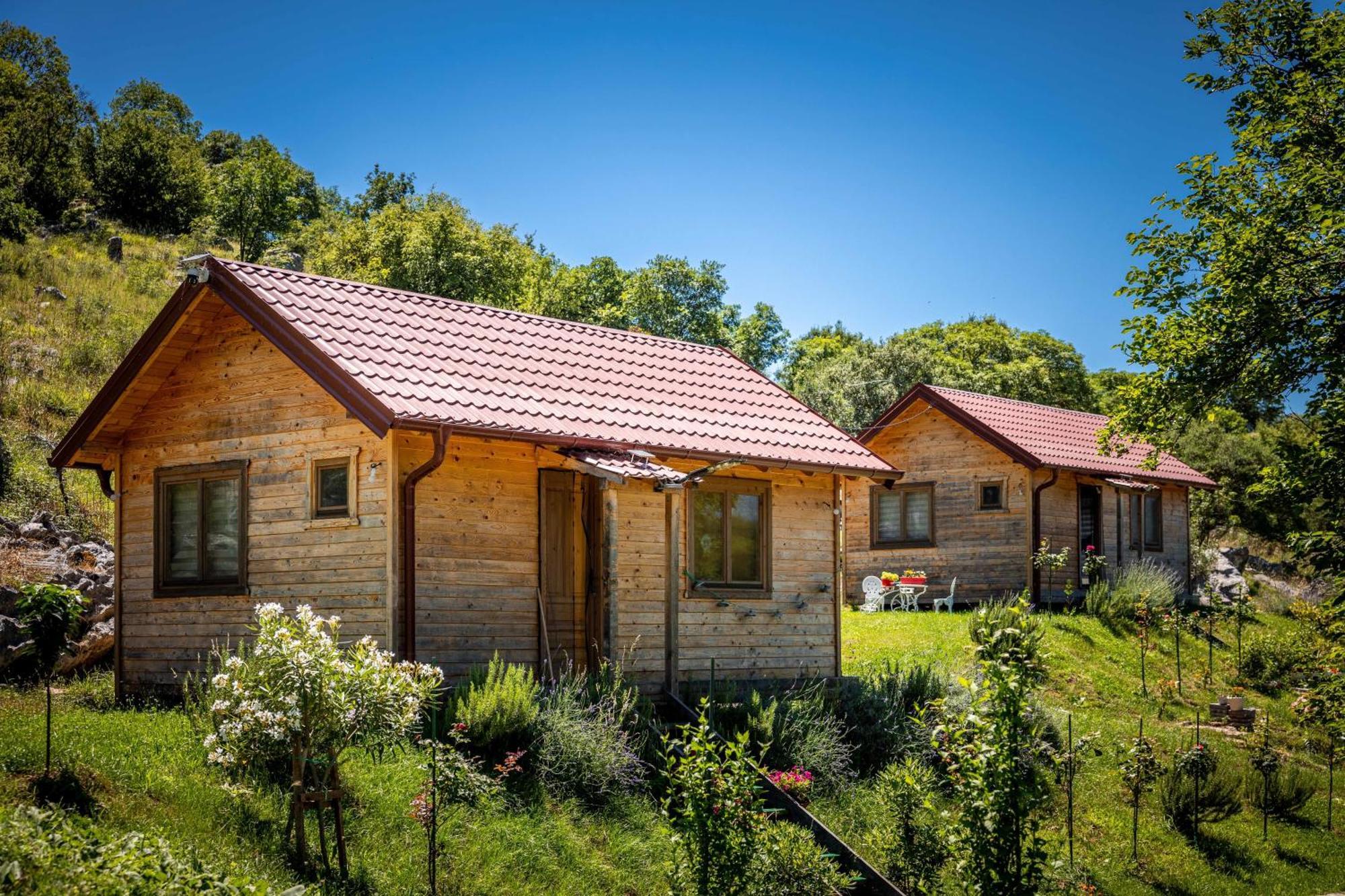 Boljesestre Lake Retreat Golubovci エクステリア 写真