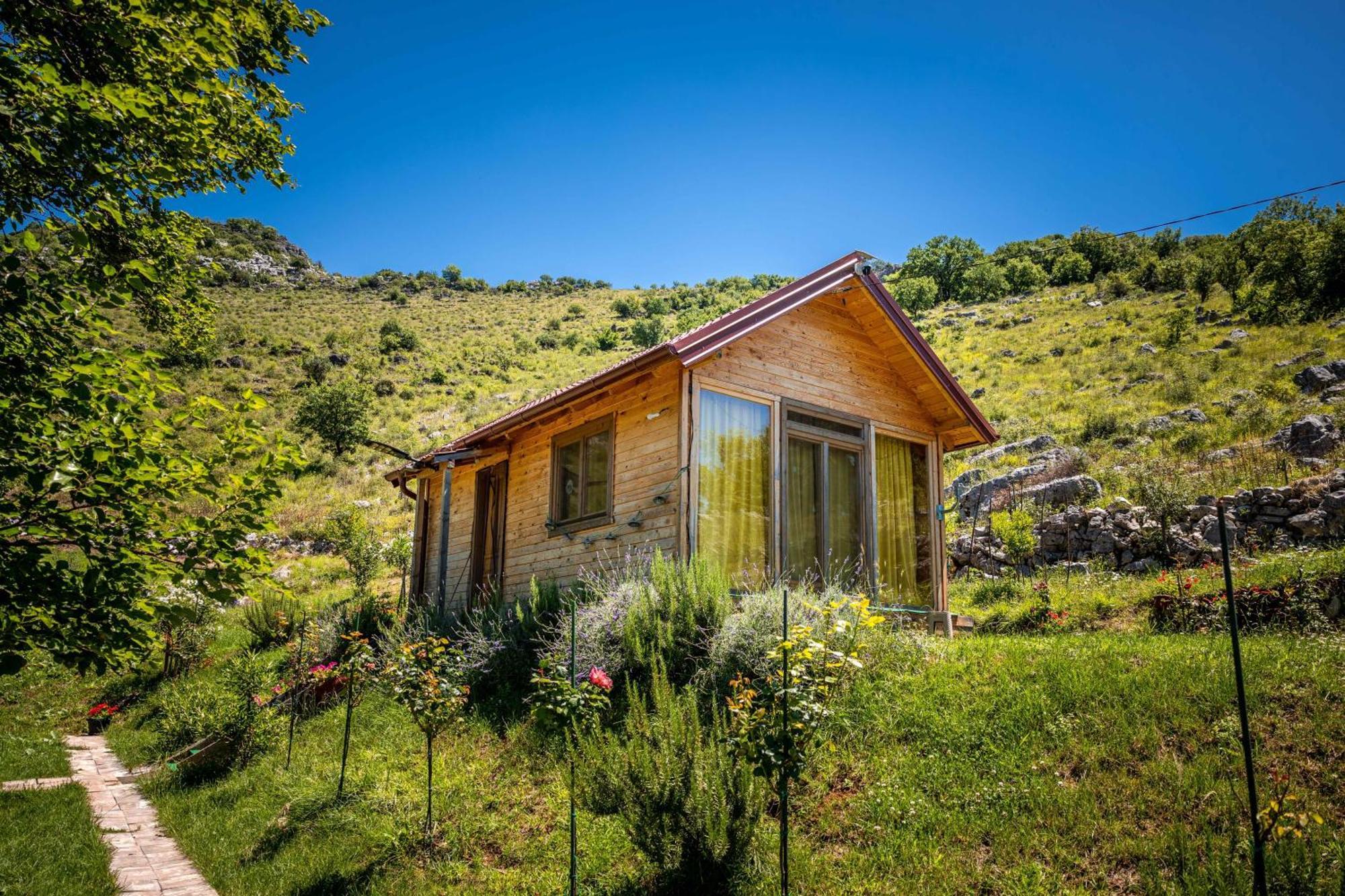 Boljesestre Lake Retreat Golubovci エクステリア 写真